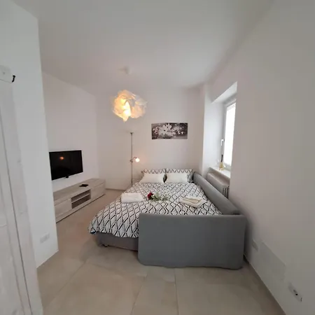 Residenza Jasmine بيت للعطل فيربانيا